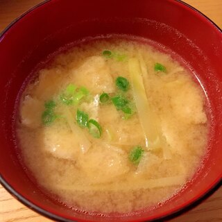 ブロッコリーの芯でお味噌汁　簡単☆節約